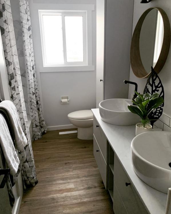 Bathroom Image